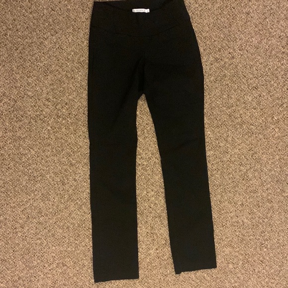 Ricki's Pants - Black Ricki’s size 4 Skinny Dress Pant